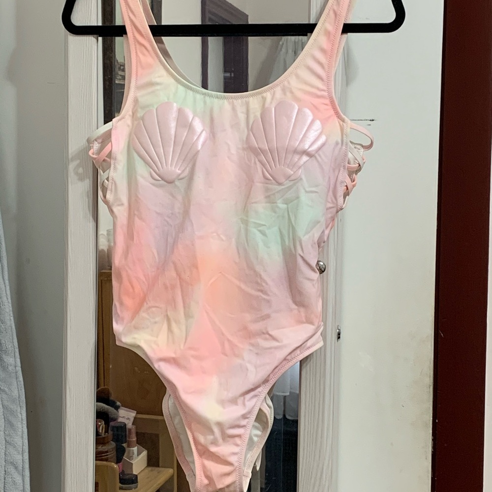 VS PINK 80’s style one piece size M/L - Picture 1 of 2